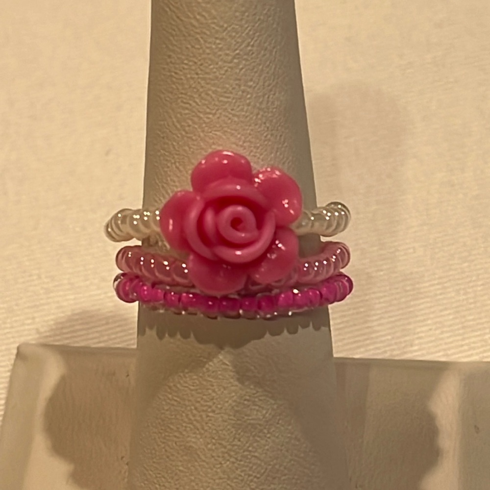 Handmade Hot Pink Flower Beaded Ring Set, Stretchy
